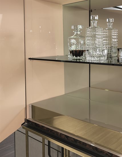 GINZA BAR_cabinet_4_G5581